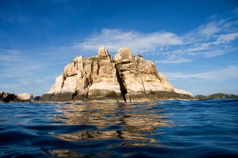 Shark Island, Koh Tao, Thailand