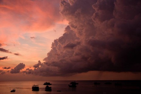 clouds koh tao